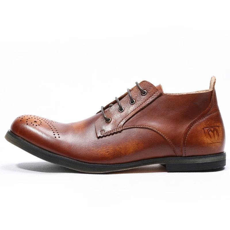 leather shoes for men, summer distressed leather shoes, British style Korean version breathable men's shoes, formal leather shoes, trendy.