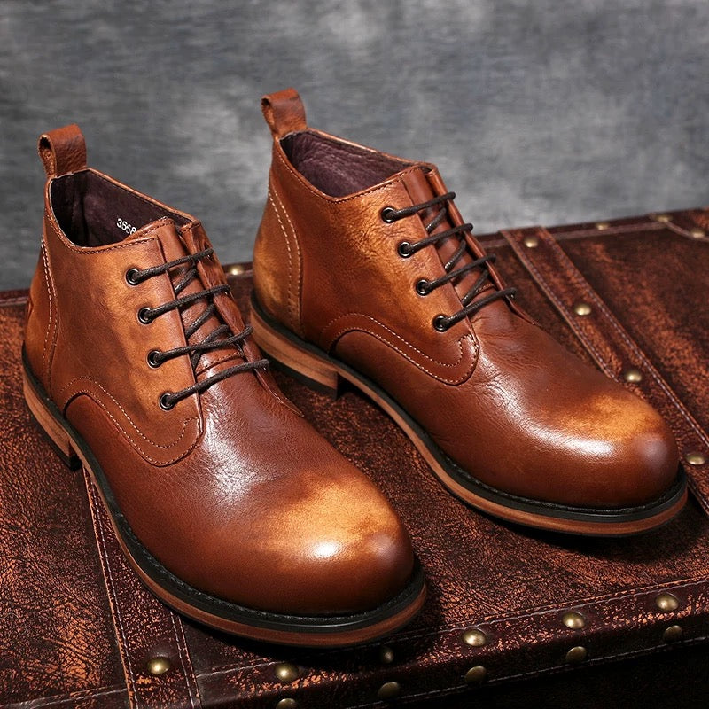 men's shoes high-top leather boots, trendy retro fashion, European and American style, round toe, British style, aged effect, sole stitching.