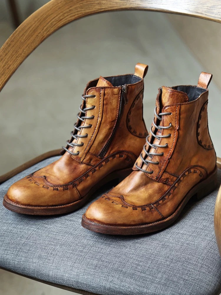 Autumn and winter vintage Martin boots for men, genuine leather handcrafted, distressed finish, casual leather boots, cowhide sole, versatile work boots, high-quality men's footwear.