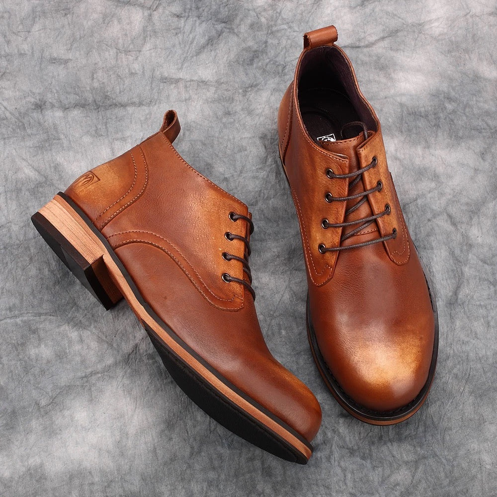 men's shoes high-top leather boots, trendy retro fashion, European and American style, round toe, British style, aged effect, sole stitching.