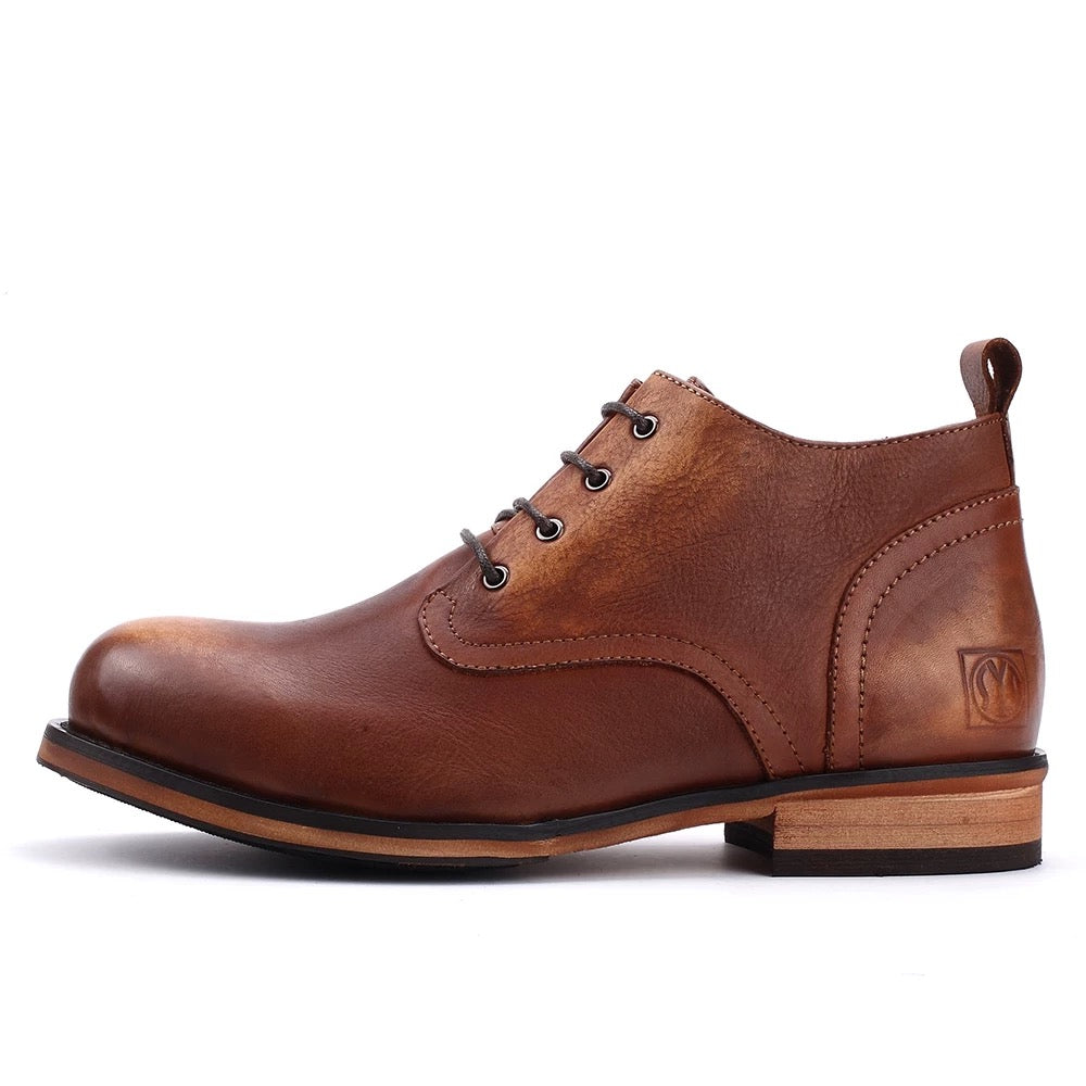 men's shoes high-top leather boots, trendy retro fashion, European and American style, round toe, British style, aged effect, sole stitching.