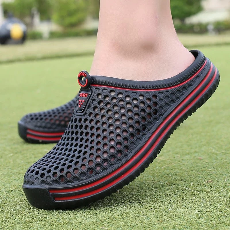 slip-on shoes for men and women, couple's style, garden shoes, holes shoes, beach shoes, breathable, casual, non-slip.