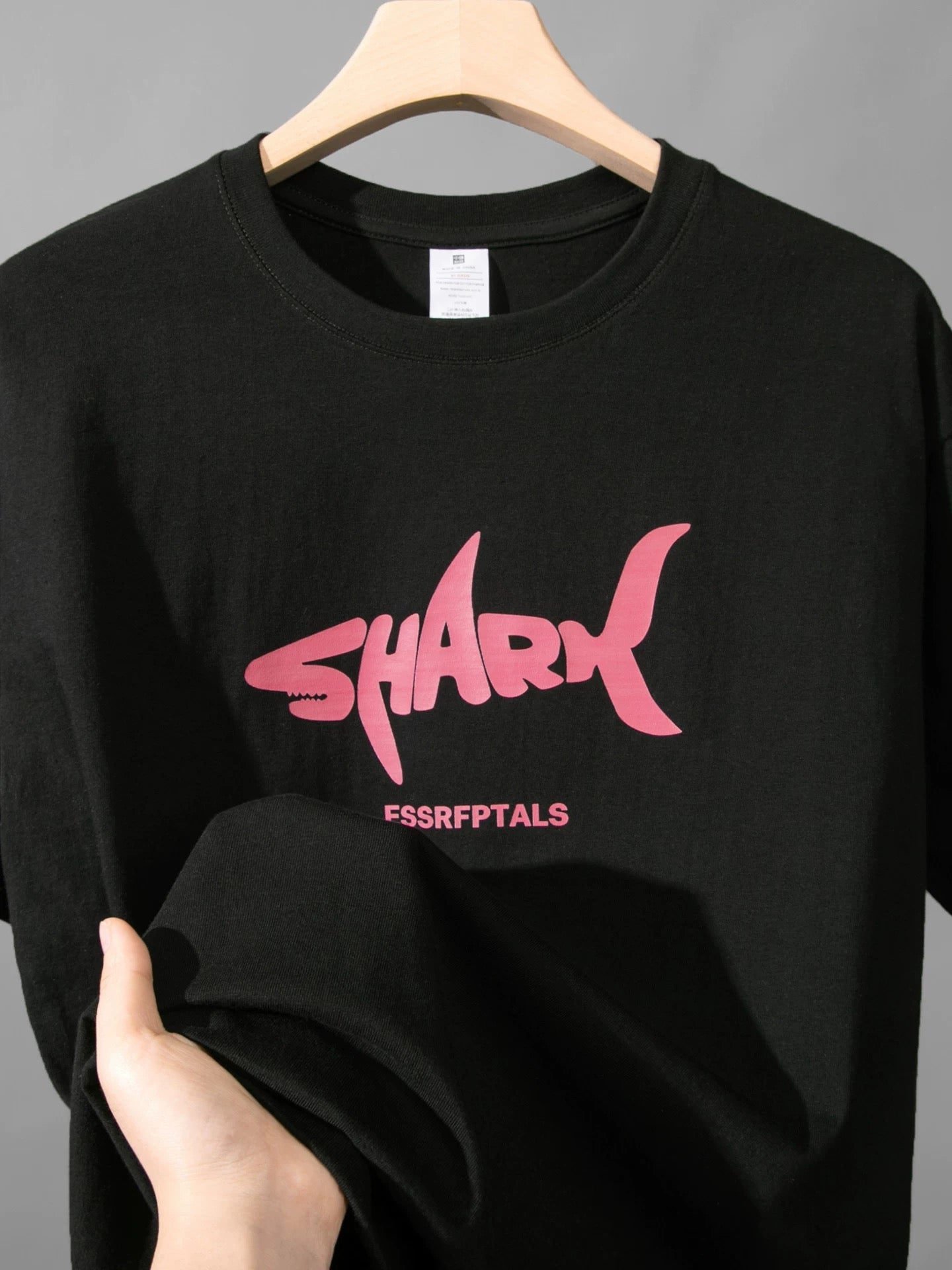 Trendy design shark print short-sleeved T-shirt men's and women's summer loose casual breathable cotton top T-shirt